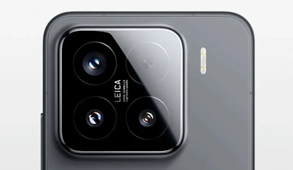 Dark color Xiaomi 15 model with Leica optics
